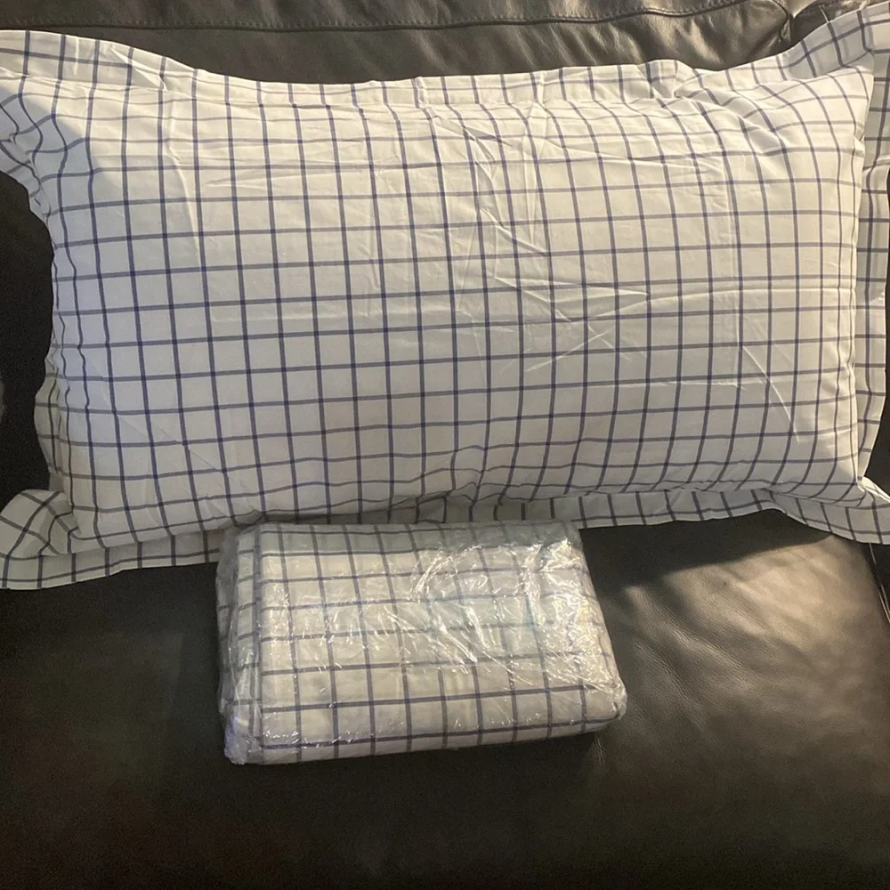 Cremieux Maxwell Plaid Duvet Set, King, Blue & White, 1 Duvet Cover & 2 Shams,…
